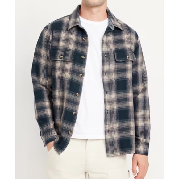 Old Navy Men’s Heavy Pink Plaid Pocket Over Shirt (Size XXL) - Picture 3 of 8